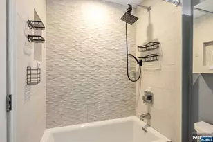 1037 Cumberland Ct, Mahwah, NJ 07430 - Photo 20