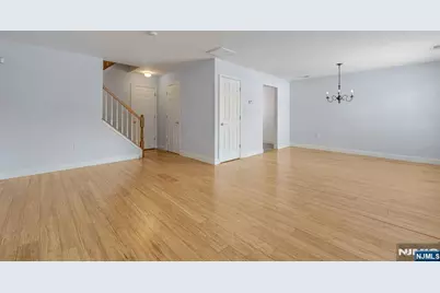 1037 Cumberland Court, Mahwah, NJ 07430 - Photo 12