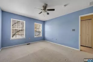 1037 Cumberland Ct, Mahwah, NJ 07430 - Photo 16