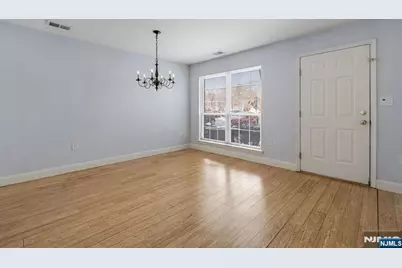 1037 Cumberland Court, Mahwah, NJ 07430 - Photo 8