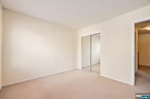 1037 Cumberland Ct, Mahwah, NJ 07430 - Photo 22