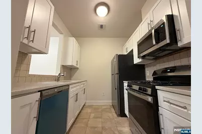 2022 Central Road 306 #306, Fort Lee, NJ 07024 - Photo 1
