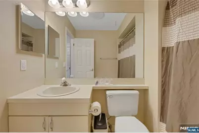 10 Greenup Court, Wayne, NJ 07470 - Photo 16