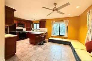 195 Sandcastle Key, Secaucus, NJ 07094 - Photo 16