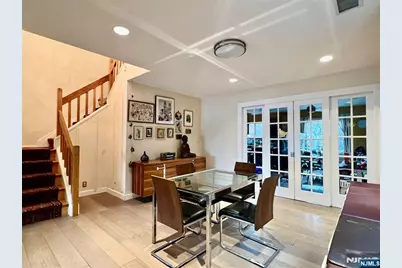 195 Sandcastle Key, Secaucus, NJ 07094 - Photo 10