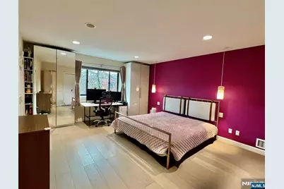 195 Sandcastle Key, Secaucus, NJ 07094 - Photo 22