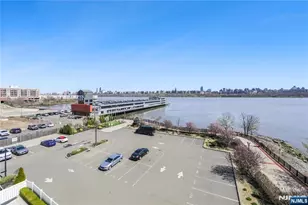 15 Somerset 420, Edgewater, NJ 07020 - Photo 28