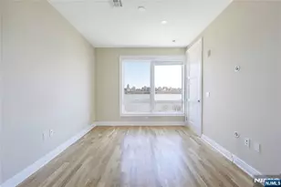 15 Somerset 420, Edgewater, NJ 07020 - Photo 18