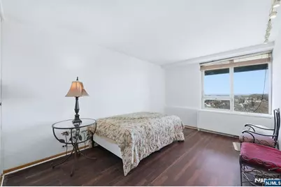 2 Horizon 1010 #1010, Fort Lee, NJ 07024 - Photo 16