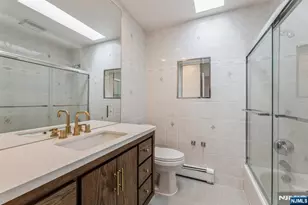 562 Franklin Ave, Franklin Lakes, NJ 07417 - Photo 14