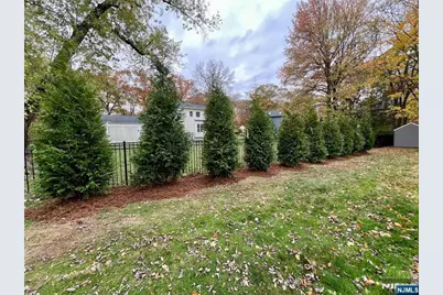 562 Franklin Avenue, Franklin Lakes, NJ 07417 - Photo 28