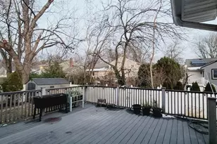 248 Oakwood Dr, Paramus, NJ 07652 - Photo 14