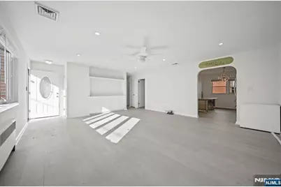 23 Arn Terrace Floor 1 #Floor 1, Secaucus, NJ 07094 - Photo 4