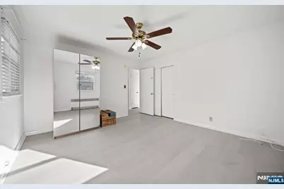 23 Arn Terrace Floor 1 #Floor 1, Secaucus, NJ 07094 - Photo 14