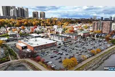 905 River Road 224 #224, Edgewater, NJ 07020 - Photo 18