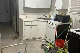 5 Farnham Ave, Garfield, NJ 07026 - Photo 6