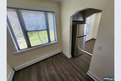 432 Broad Avenue, Ridgefield, NJ 07657 - Photo 2