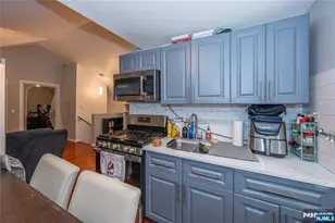 65 Grove St, Bloomfield, NJ 07003 - Photo 18