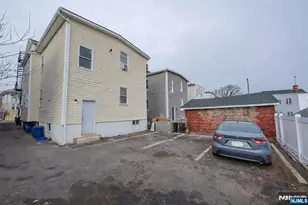 65 Grove St, Bloomfield, NJ 07003 - Photo 44