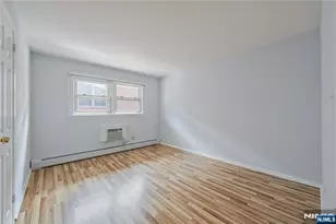 428 Lincoln St, Palisades Park, NJ 07650 - Photo 12