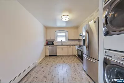 428 Lincoln Street, Palisades Park, NJ 07650 - Photo 6