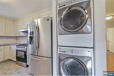 428 Lincoln Street, Palisades Park, NJ 07650 - Photo 10