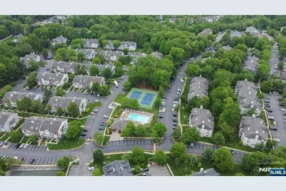 696 Pepperidge Road, Mahwah, NJ 07430 - Photo 12
