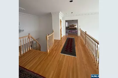 24 Club Way, Montclair, NJ 07009 - Photo 8