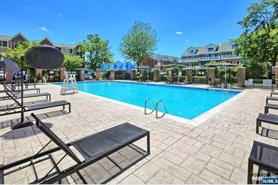126 Abbie Court, Guttenberg, NJ 07093 - Photo 22