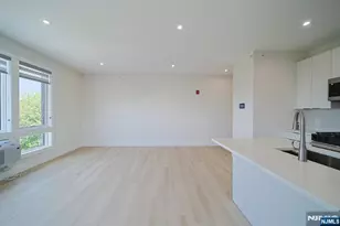 401 Central Blvd 4C, Palisades Park, NJ 07650 - Photo 8