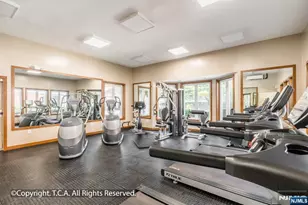 503 Livingston Ct N503, Edgewater, NJ 07020 - Photo 4