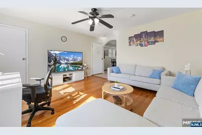 132 72nd Street, North Bergen, NJ 07047 - Photo 2