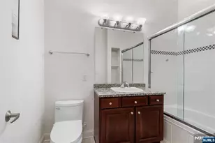 22 Ave At Port Imperial 504, West New York, NJ 07093 - Photo 12