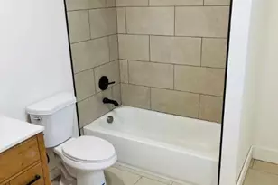 180 Philip Ave, Elmwood Park, NJ 07407 - Photo 14