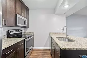 690 Rt 23 1349, Wayne, NJ 07470 - Photo 2