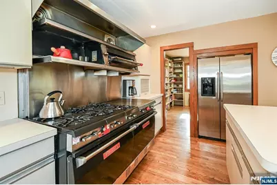 65 Plymouth Road, Glen Rock, NJ 07452 - Photo 12