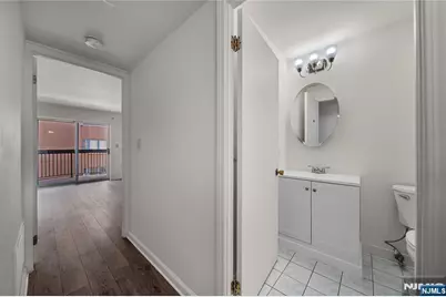 402 Chase Court 402 #402, Edgewater, NJ 07020 - Photo 10