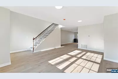 16 Kinney Street, Newark, NJ 07102 - Photo 6