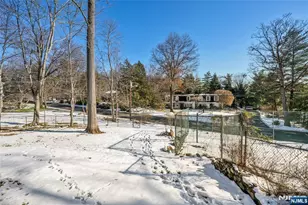 15 Kenwood Dr, Woodcliff Lake, NJ 07677 - Photo 38