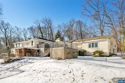 15 Kenwood Drive, Woodcliff Lake, NJ 07677 - Photo 34