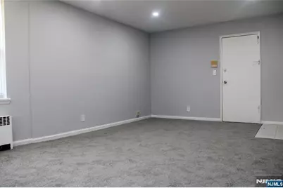 320 Claremont Avenue B12 #B12, Montclair, NJ 07042 - Photo 6