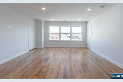 111 Monroe Street 5 #5, Garfield, NJ 07026 - Photo 2