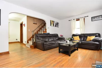 65 Avenue C, Lodi, NJ 07644 - Photo 4