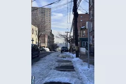 27 66th Street 4 #4, West New York, NJ 07093 - Photo 2