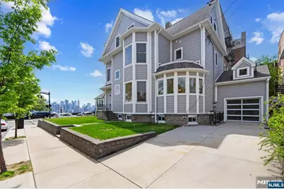 859 Boulevard East, Weehawken, NJ 07086 - Photo 48