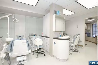 271 W Route 46 E101 #E101, Fairfield, NJ 07004 - Photo 2