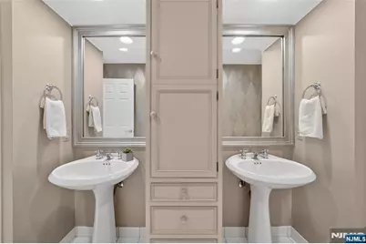 505 Ivy Lane, Wyckoff Township, NJ 07481 - Photo 32