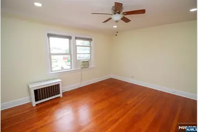 29 13th Avenue, Elmwood Park, NJ 07407 - Photo 8