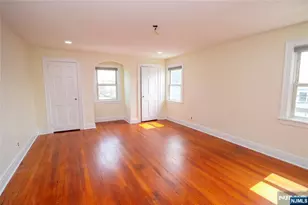 29 13th Ave, Elmwood Park, NJ 07407 - Photo 10