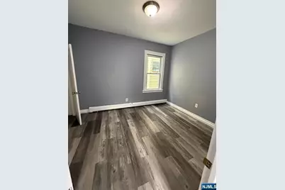 23 9th Avenue, East Orange, NJ 07018 - Photo 2